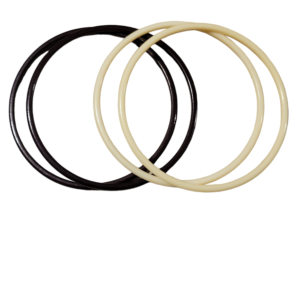 Bracelets - Picture 4 of 7